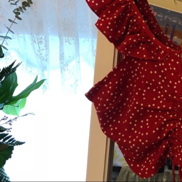 ruffle tie crop top - Picture 3 of 4